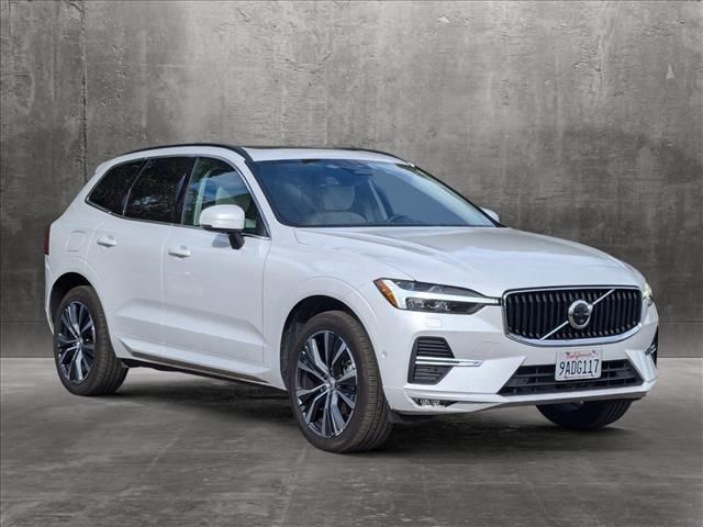 2022 Volvo XC60 Momentum