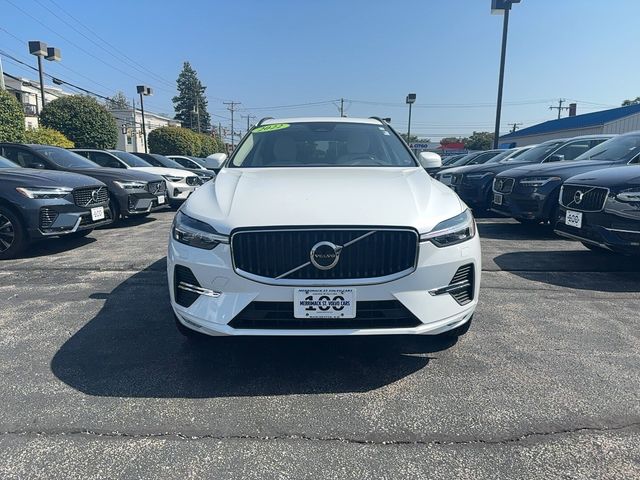 2022 Volvo XC60 Momentum