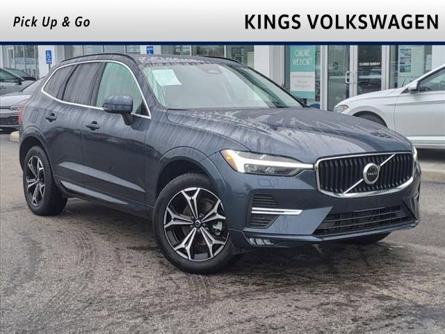 2022 Volvo XC60 Momentum