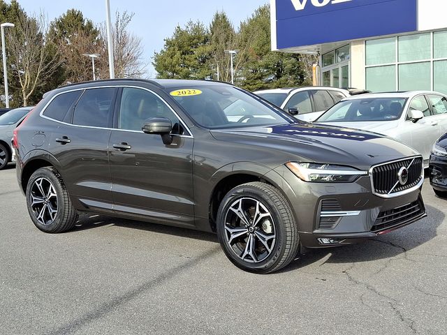 2022 Volvo XC60 Momentum