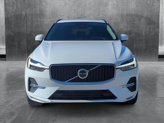 2022 Volvo XC60 Momentum