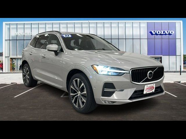 2022 Volvo XC60 Momentum