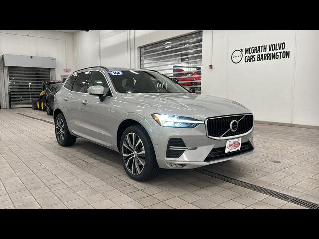 2022 Volvo XC60 Momentum