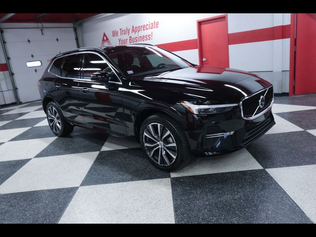 2022 Volvo XC60 Momentum