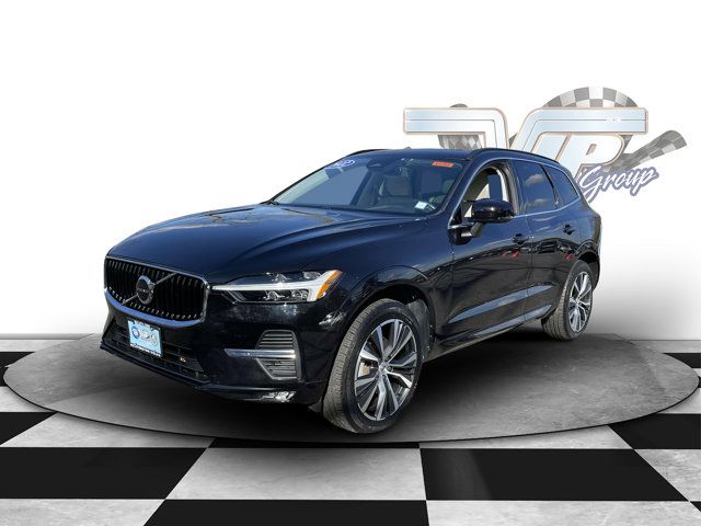 2022 Volvo XC60 Momentum