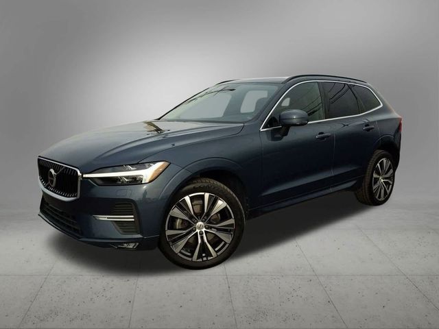 2022 Volvo XC60 Momentum