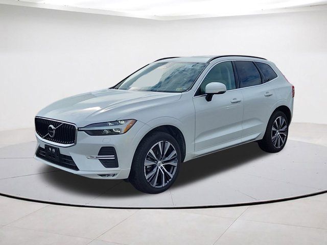 2022 Volvo XC60 Momentum