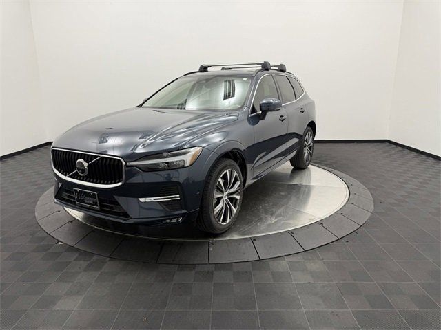 2022 Volvo XC60 Momentum