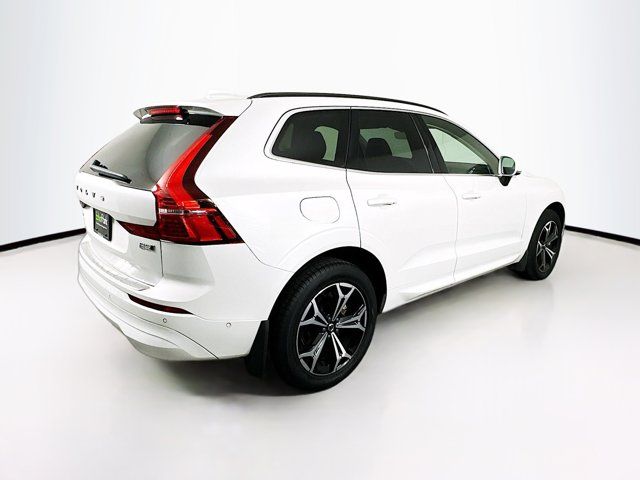 2022 Volvo XC60 Momentum