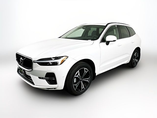 2022 Volvo XC60 Momentum