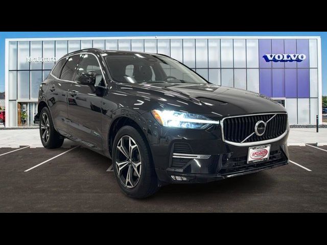 2022 Volvo XC60 Momentum