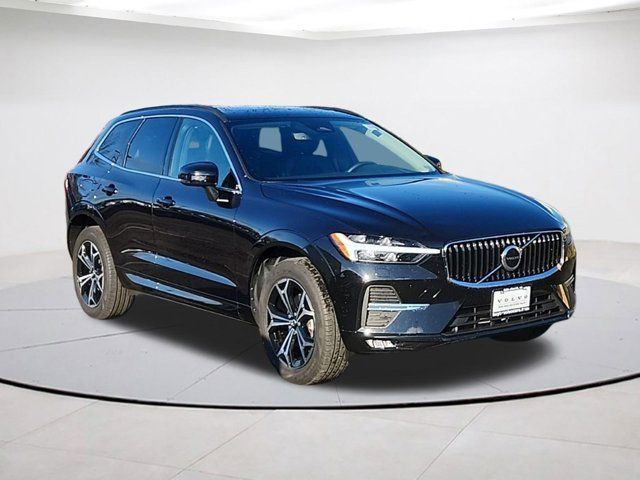 2022 Volvo XC60 Momentum