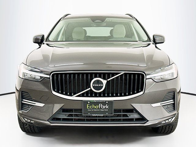 2022 Volvo XC60 Momentum