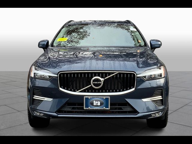 2022 Volvo XC60 Momentum