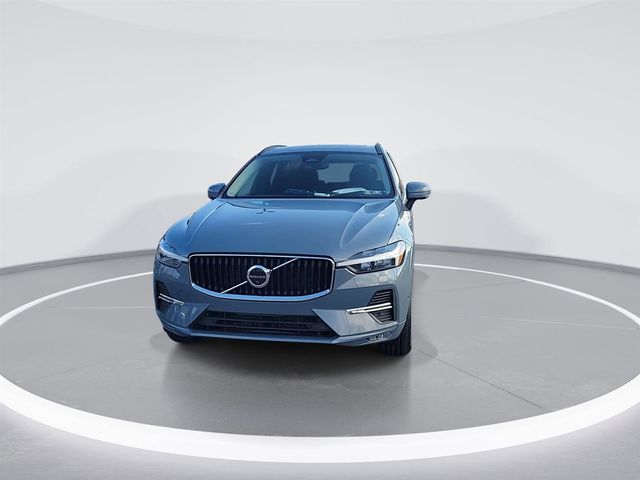 2022 Volvo XC60 Momentum