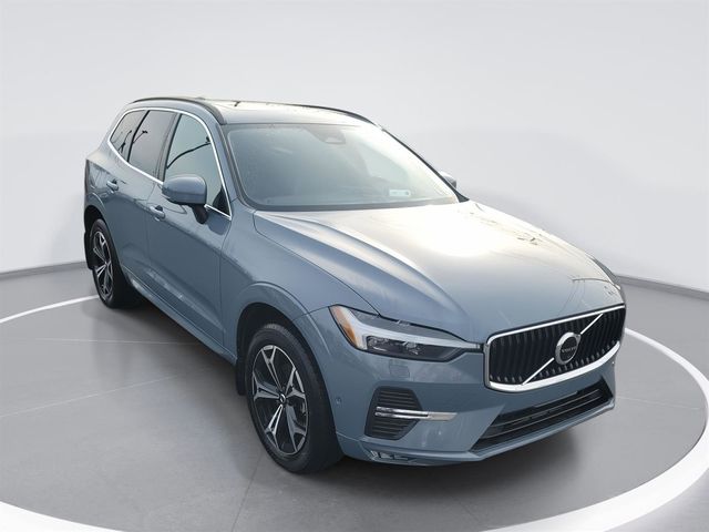 2022 Volvo XC60 Momentum