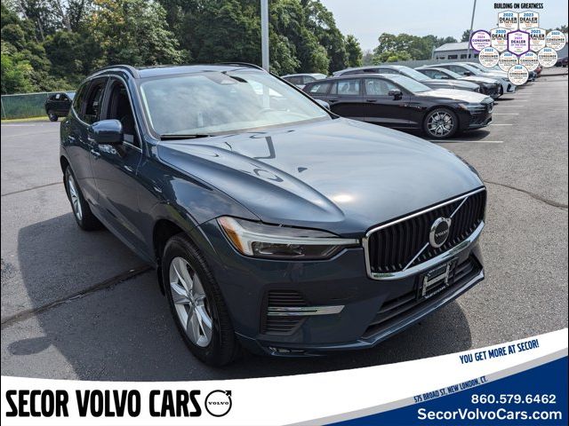 2022 Volvo XC60 Momentum