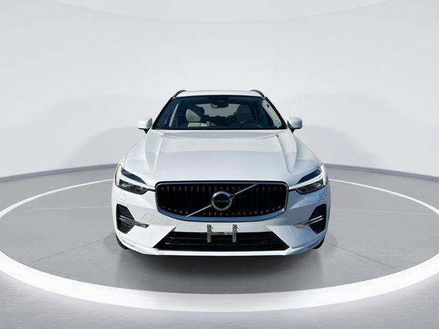 2022 Volvo XC60 Momentum