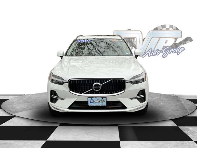 2022 Volvo XC60 Momentum