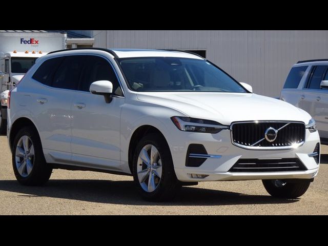 2022 Volvo XC60 Momentum