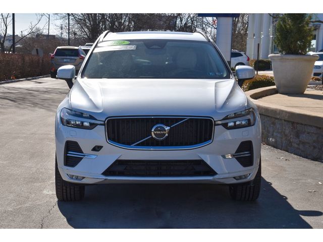 2022 Volvo XC60 Momentum