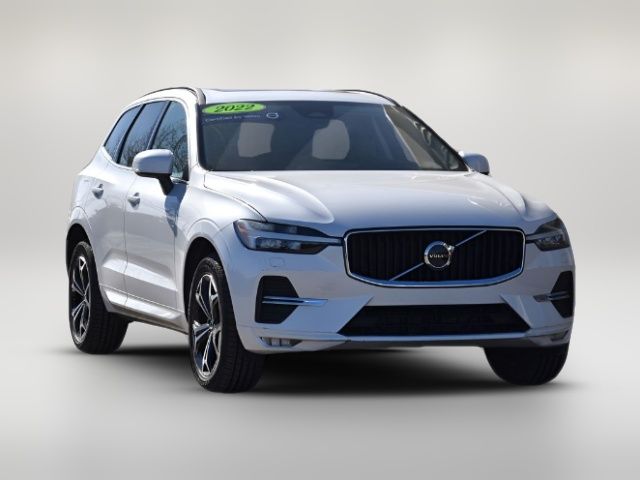 2022 Volvo XC60 Momentum