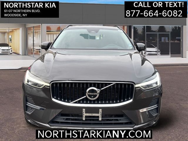 2022 Volvo XC60 Momentum