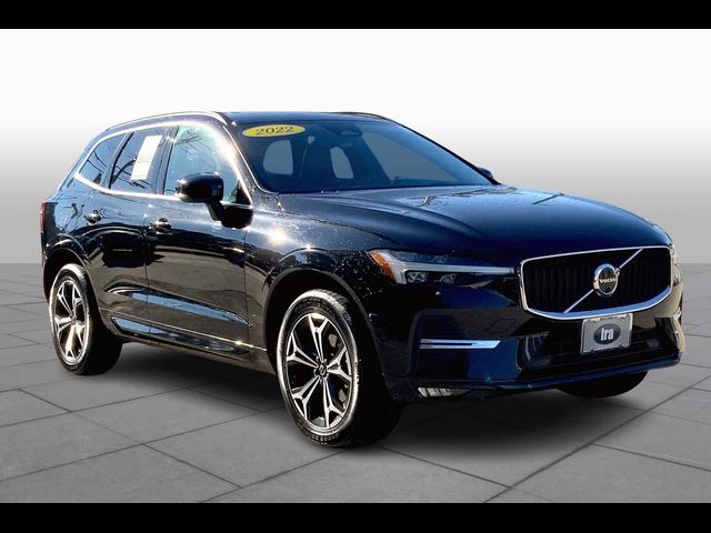 2022 Volvo XC60 Momentum