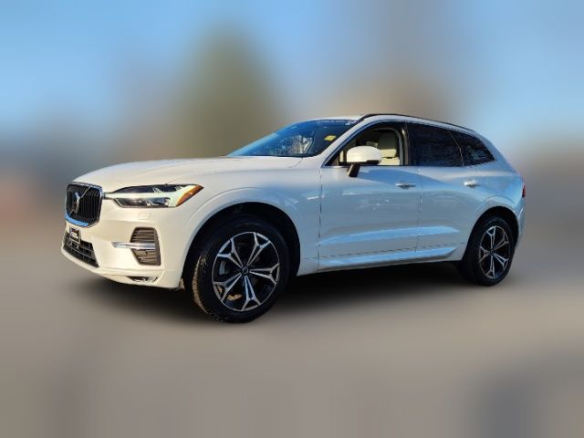 2022 Volvo XC60 Momentum