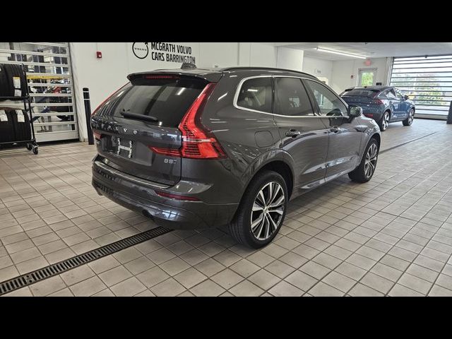 2022 Volvo XC60 Momentum