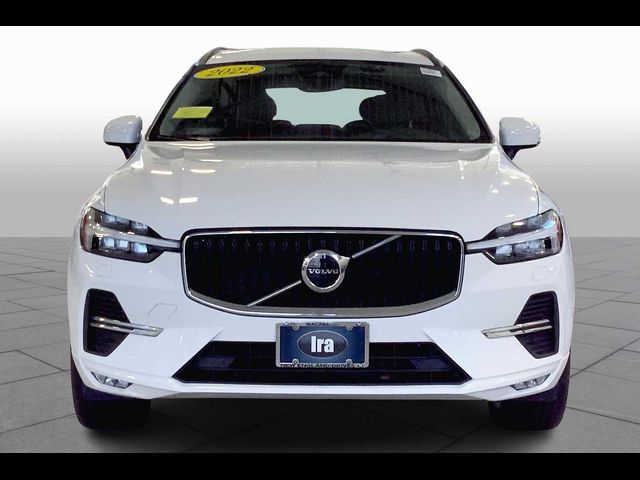 2022 Volvo XC60 Momentum