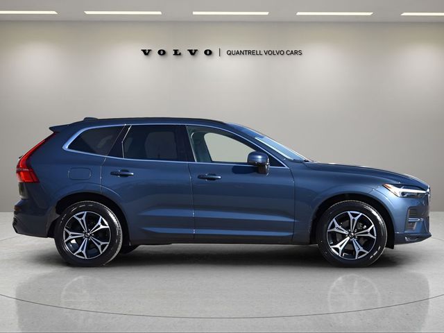 2022 Volvo XC60 Momentum