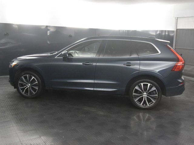 2022 Volvo XC60 Momentum