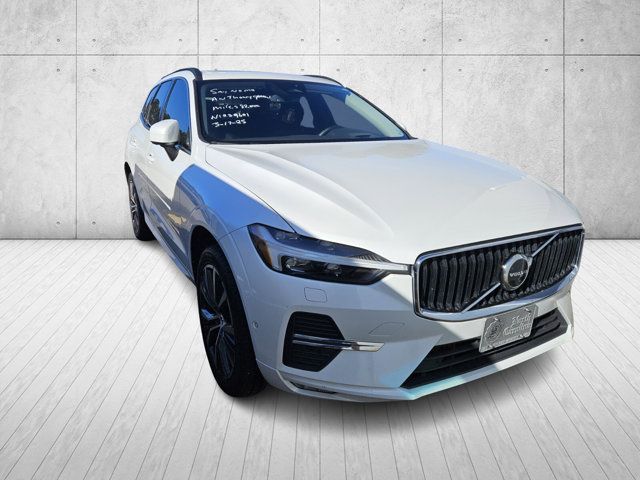 2022 Volvo XC60 Momentum