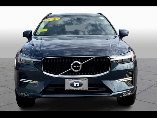 2022 Volvo XC60 Momentum