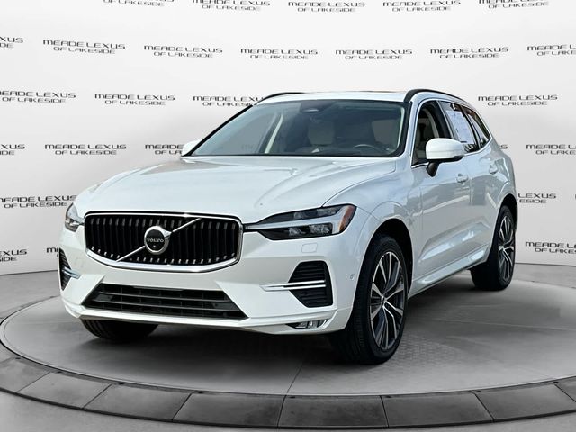 2022 Volvo XC60 Momentum