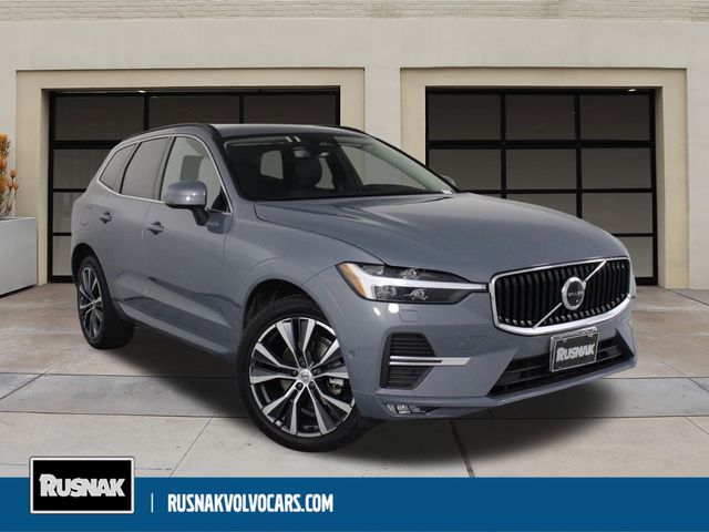 2022 Volvo XC60 Momentum