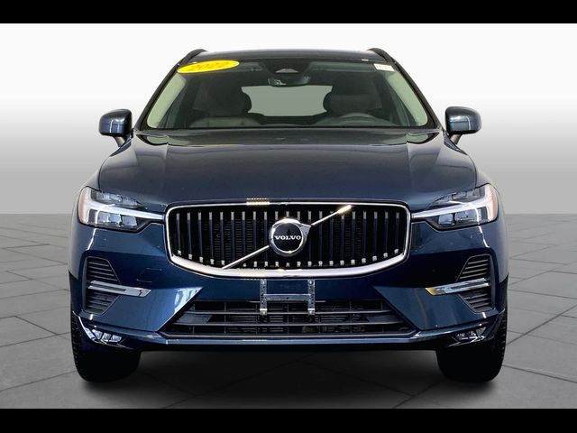 2022 Volvo XC60 Momentum