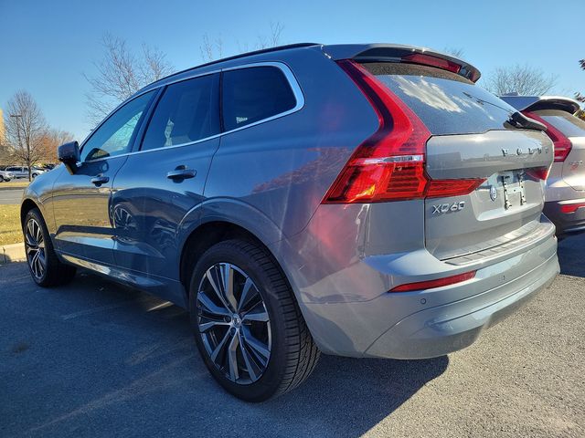 2022 Volvo XC60 Momentum