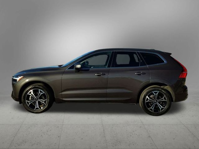 2022 Volvo XC60 Momentum