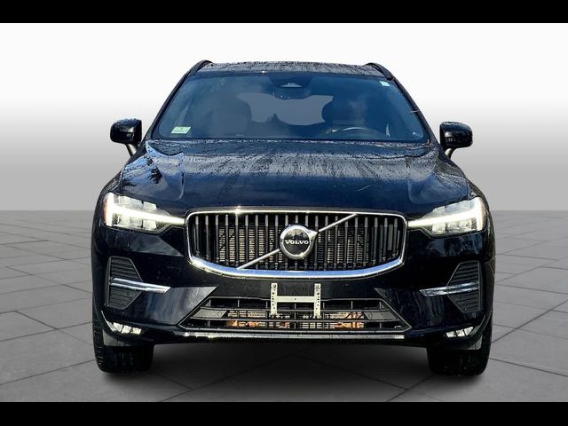 2022 Volvo XC60 Momentum