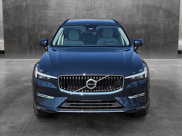 2022 Volvo XC60 Momentum