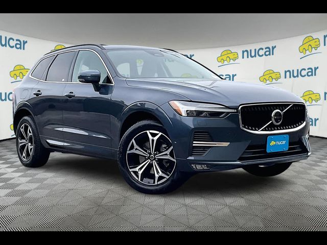 2022 Volvo XC60 Momentum