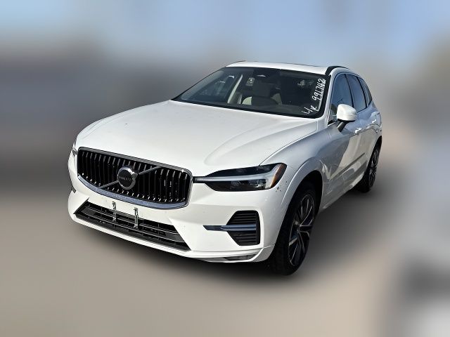 2022 Volvo XC60 Momentum