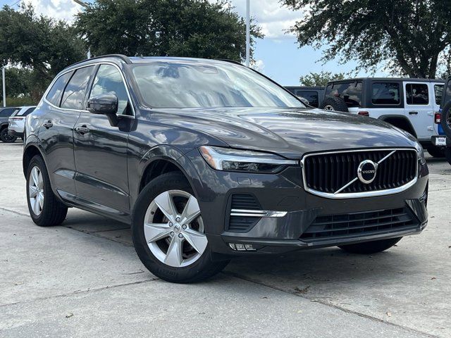 2022 Volvo XC60 Momentum