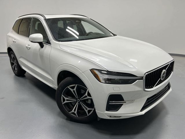 2022 Volvo XC60 Momentum