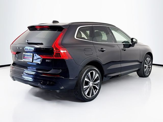 2022 Volvo XC60 Momentum