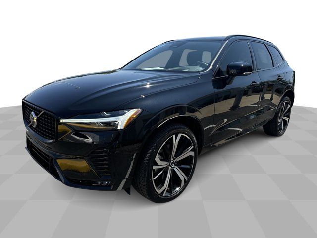 2022 Volvo XC60 R-Design