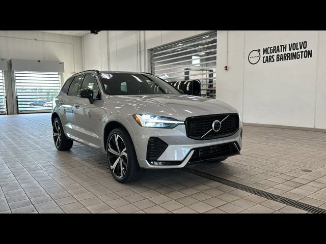 2022 Volvo XC60 R-Design