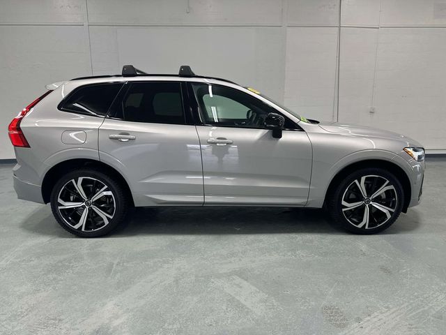 2022 Volvo XC60 Recharge Plug-In Hybrid R-Design